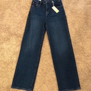 Boden women’s relaxed wide leg high rise full length jeans. New with tags.